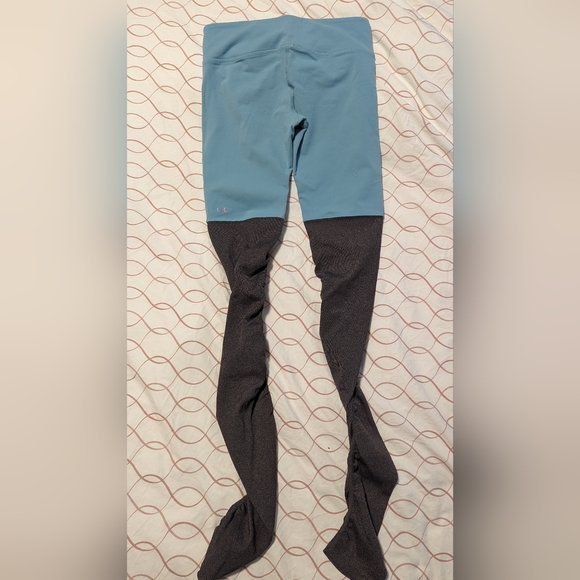 Alo leggings - Picture 2 of 4